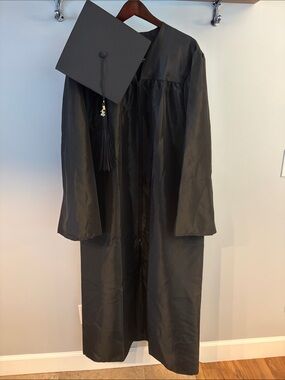 Josten’s Cap and Gown